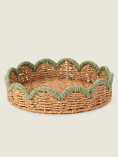 The Scalloped Willow Basket