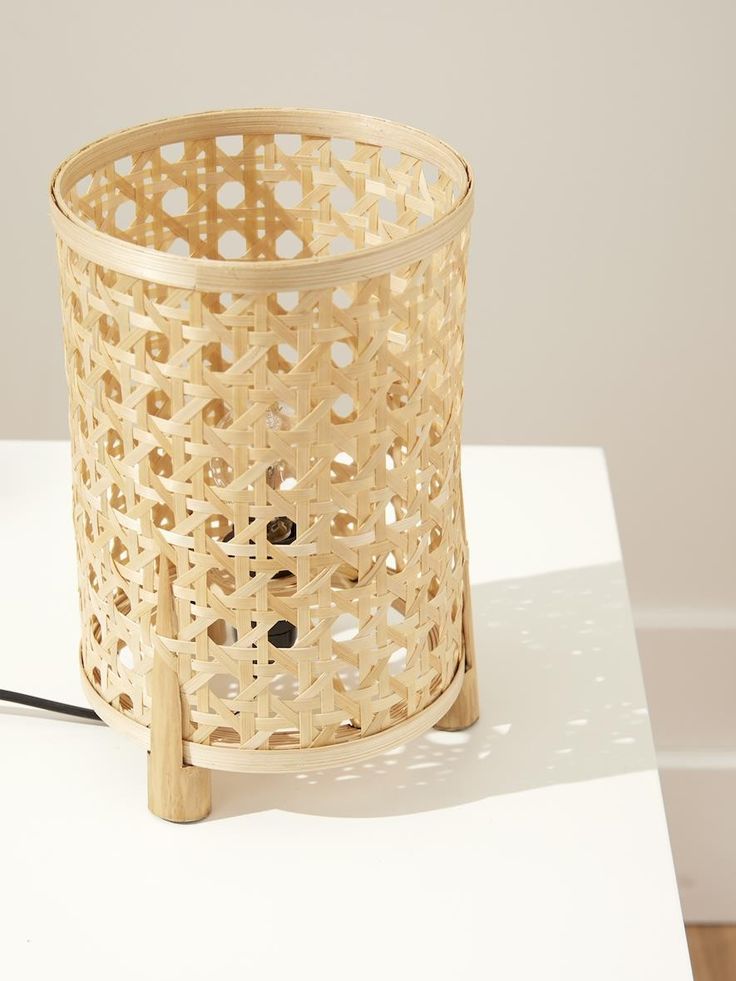 lamp featur